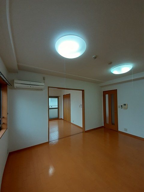 ムーンライトコート リビング