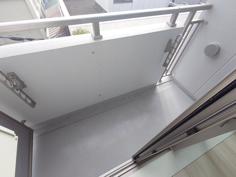 ルミーク根岸 ベランダ