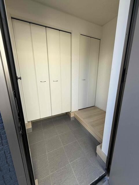 クレイドルガーデン江戸川区大杉　第１２　２号棟 玄関