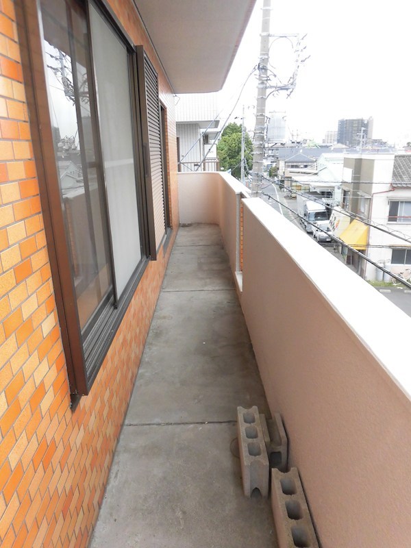 コムエイト ベランダ