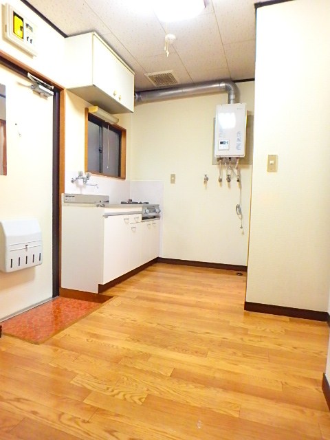 小森ビル リビング