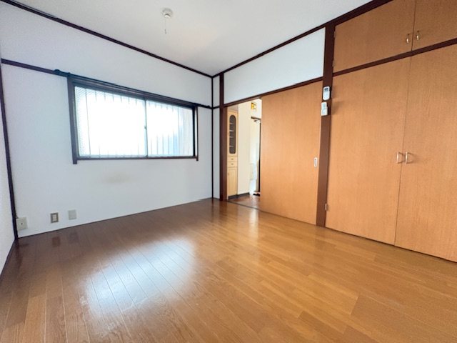 小森ビル ベッドルーム