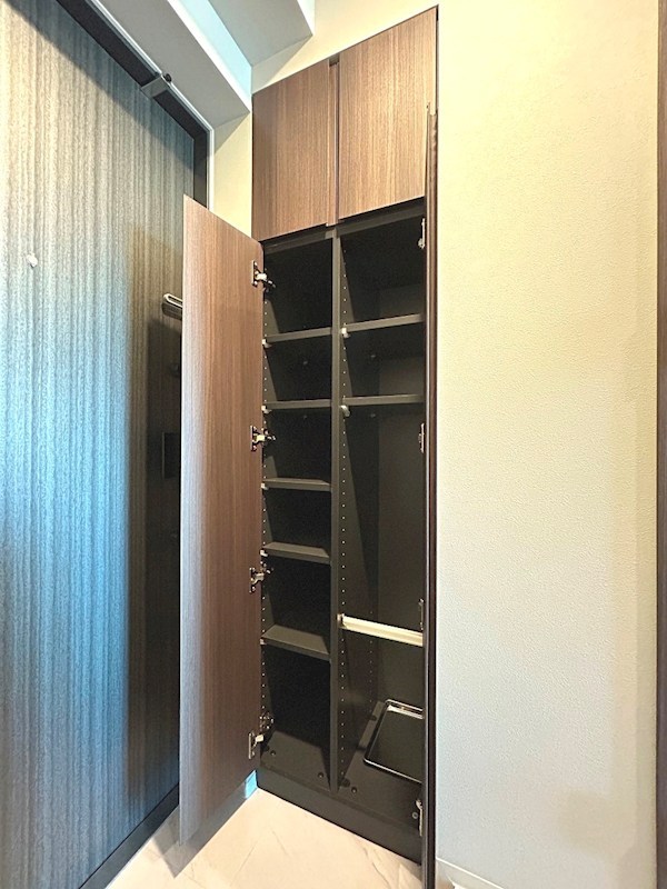 グランカーサ曳舟 玄関