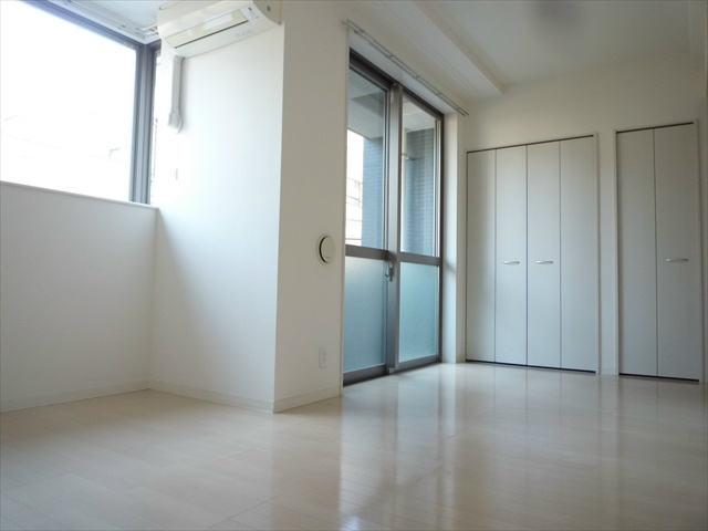 ラヴィン  ベッドルーム