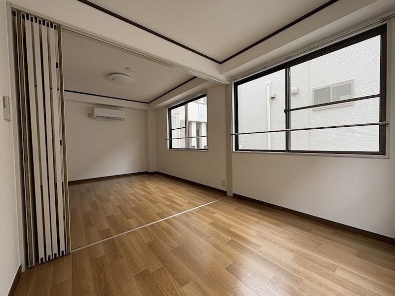 小澤ビル ベッドルーム