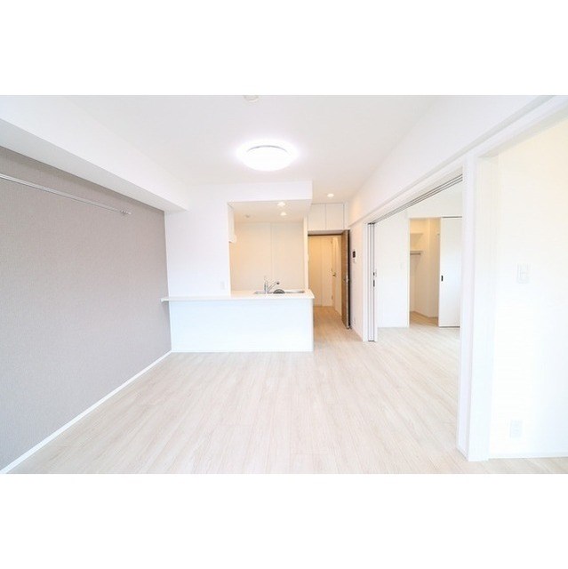 コンフォリア日暮里 リビング