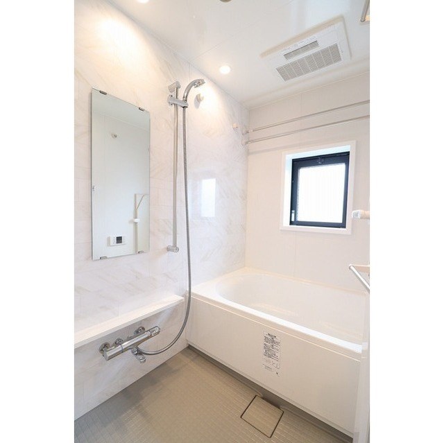 コンフォリア日暮里 風呂画像