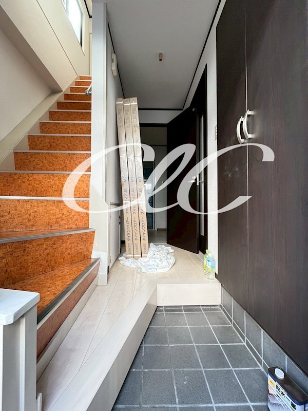 南篠崎境野貸家 玄関