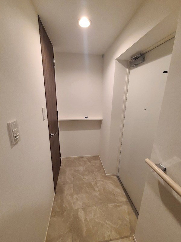 コンフォリア・リヴ平井ＭＵＴＩＯ 玄関