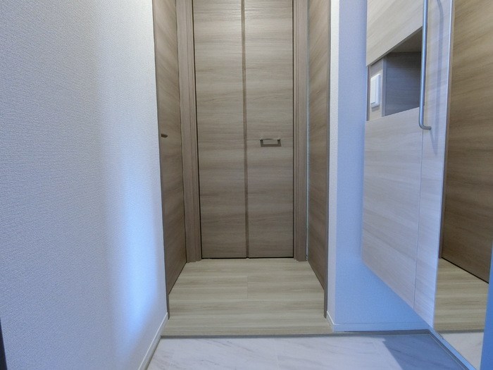 セレスティア柴又Ⅲ 玄関