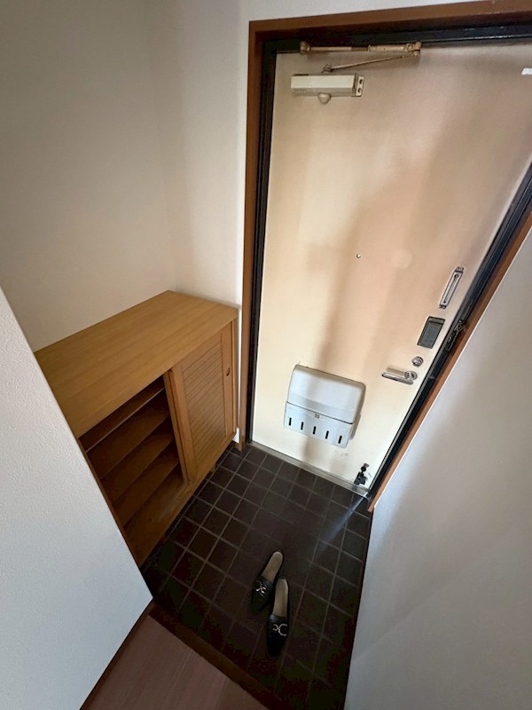 第５コンクラマンション 玄関