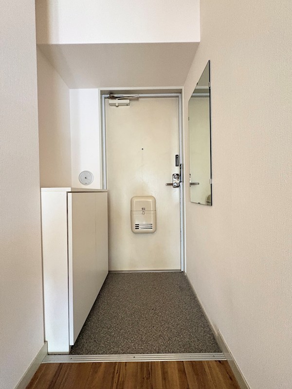 コーポエーリエル 玄関