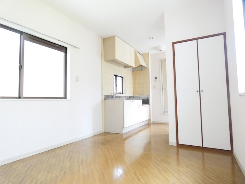 ファミーユT・H リビング