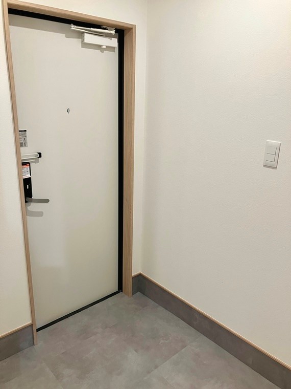 JYUMOKU尾久 玄関