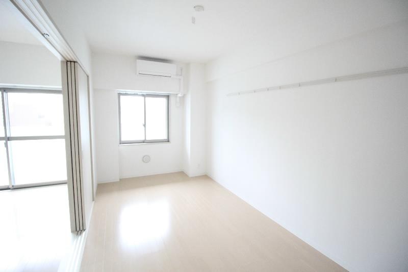 クレシェンテ月島 ベッドルーム