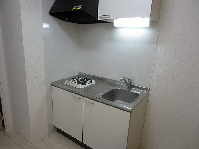 ラフィーネＳ   キッチン