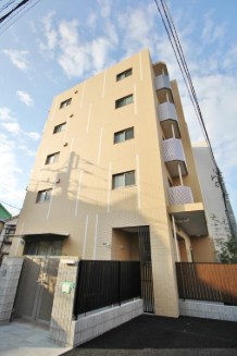 ディ・アミカル   外観