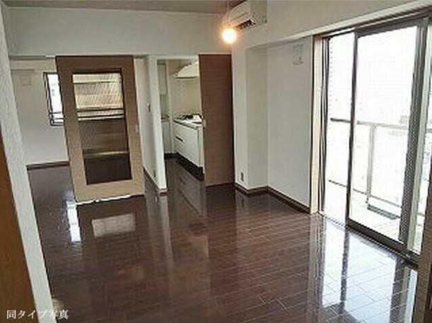 コンフォリア本所吾妻橋 リビング