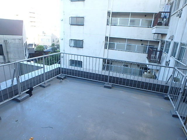 Duco Zip ベランダ