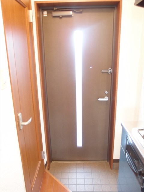 シャンテマキ 玄関