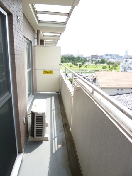 グリーンパーク中川 ベランダ