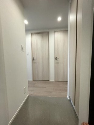 Laviere上中里 玄関