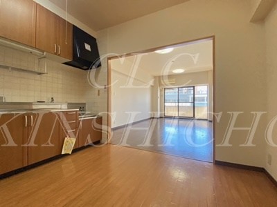 ヴィレッジワン太平 リビング