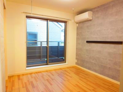 メゾンサイム ベッドルーム