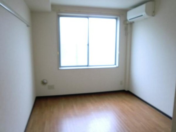 プライムガーデンパレス ベッドルーム