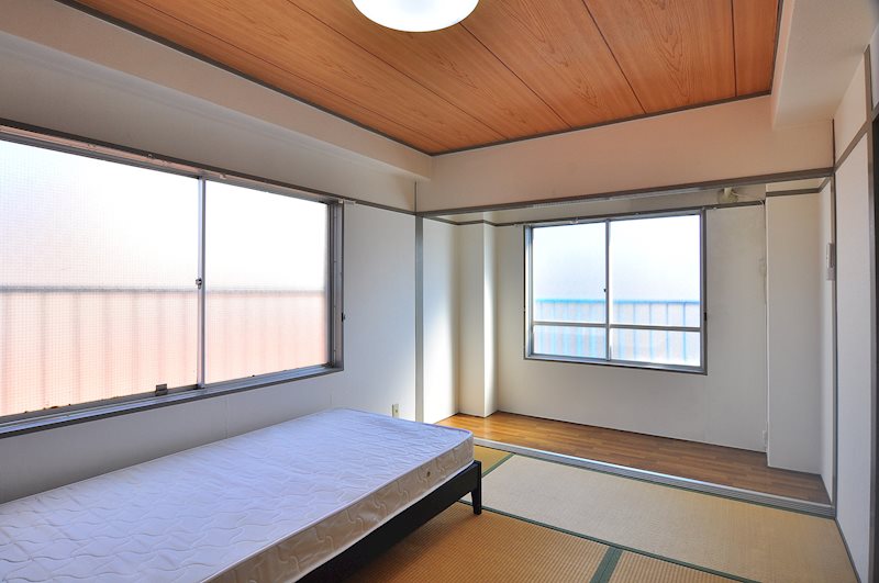 メゾン龍岡 ベッドルーム