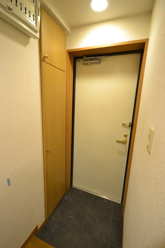 メゾンドボヌール梅島 玄関