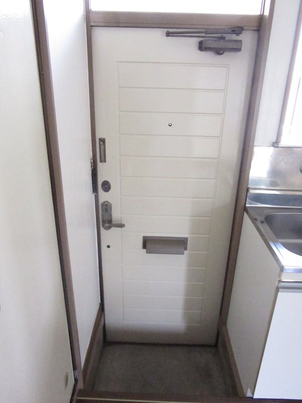 コーポ吉岡 玄関