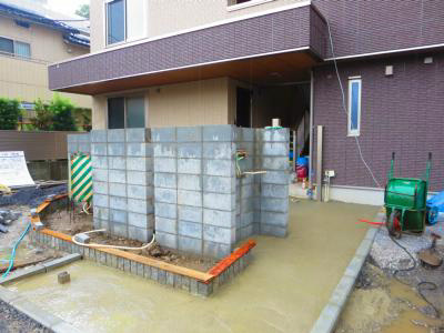 メゾンサイム 玄関