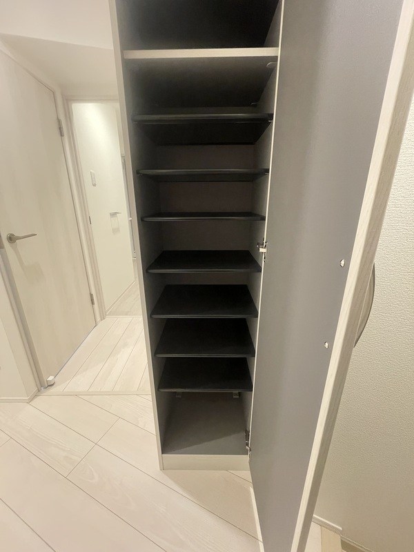 RELUXIA　北千住  玄関