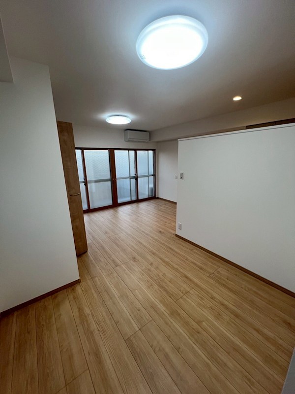 新井ビル ベッドルーム