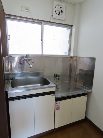 三州コーポ キッチン