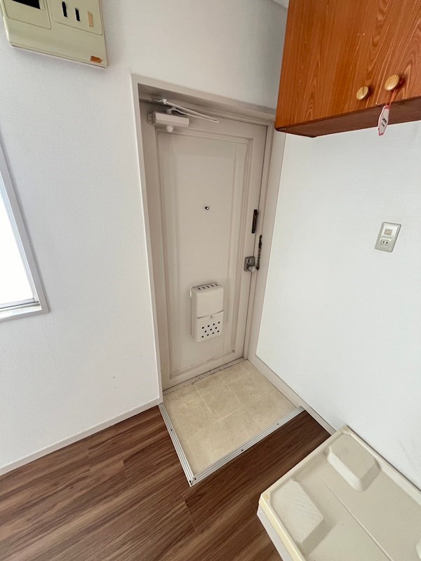 栄和ハイム 玄関