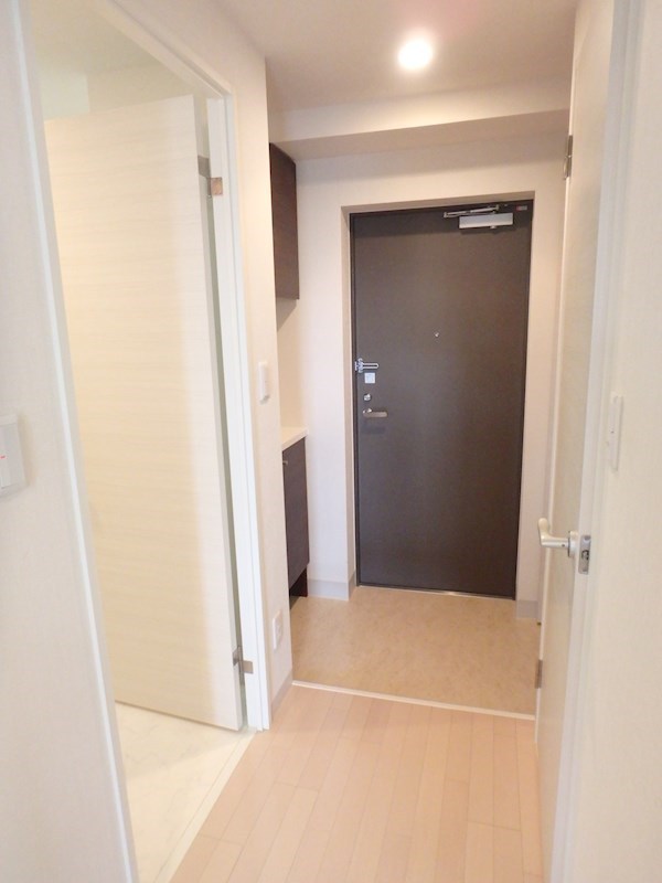 メゾンアルシュ 玄関