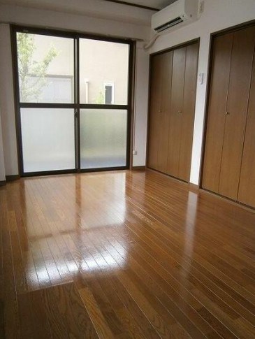 ロワジール ベッドルーム