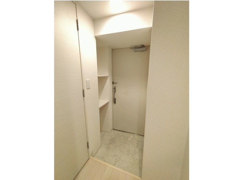 ミェーレ日本橋  玄関