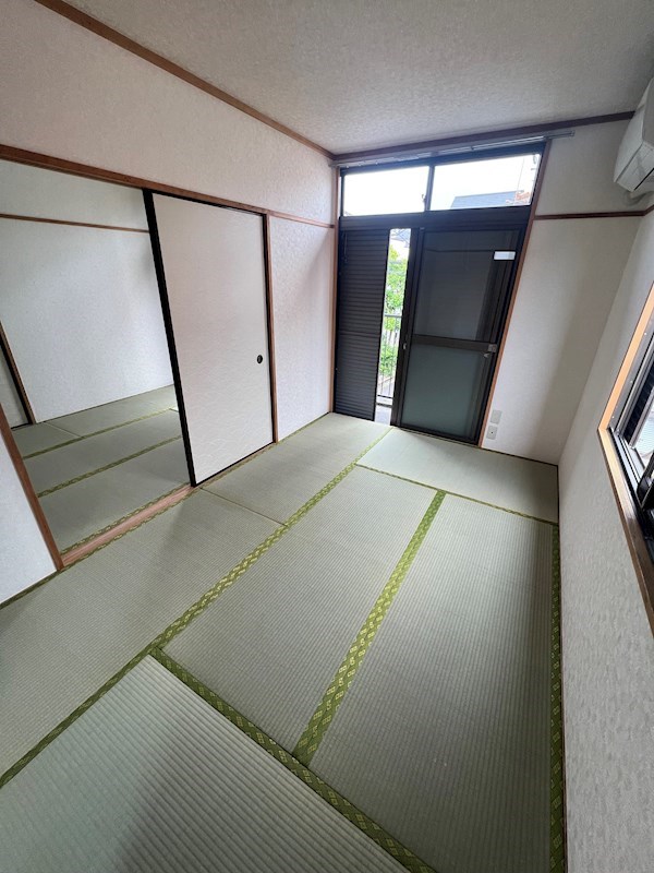 桜ビラ A棟 ベッドルーム