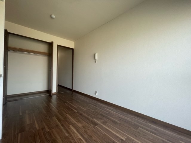 ラウンドエイト第1 リビング