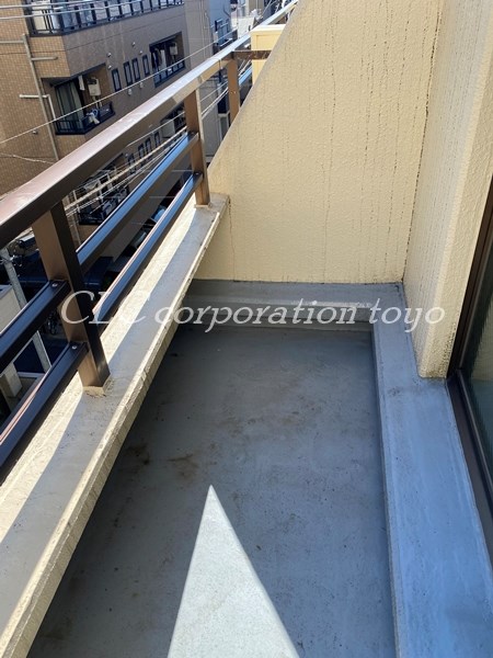 ＪＬＢグランエクリュ住吉  ベランダ