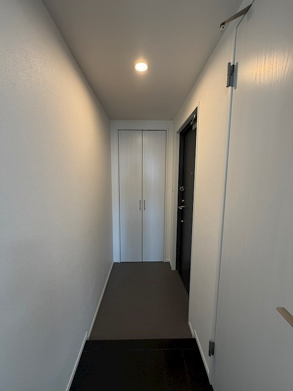 Meldia Residential 北千住 玄関