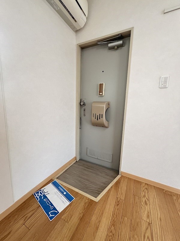 めぞんせんすい  玄関