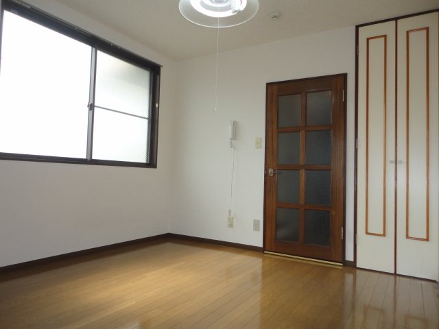 サンコーポラス坂本 リビング