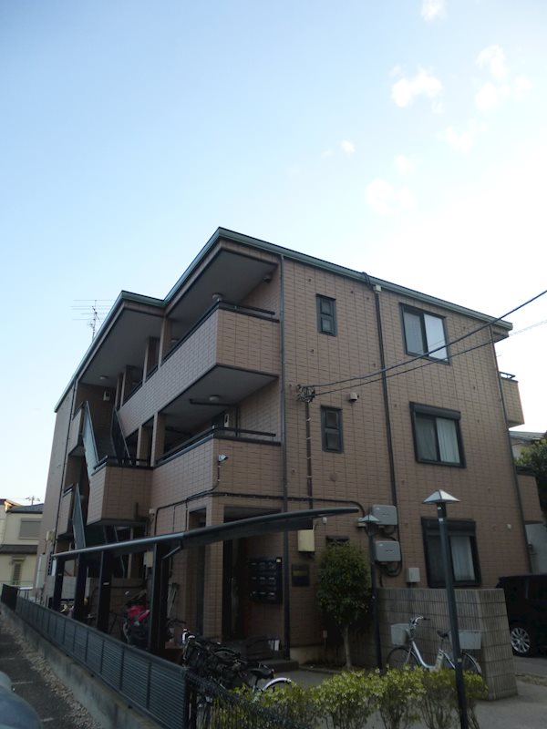 カーサファミール 外観