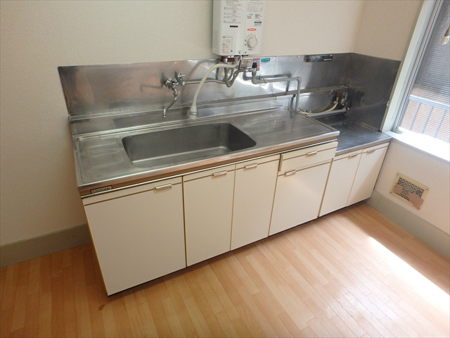 オカダビル キッチン