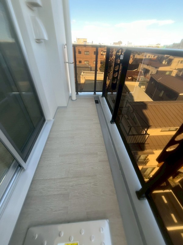 クレストコート北千住レジデンス ベランダ