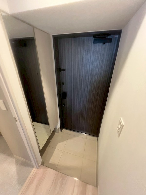 クレストコート北千住レジデンス 玄関